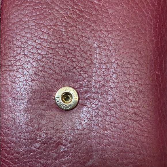 Authentic Gucci Leather Wallet. - Picture 9 of 16